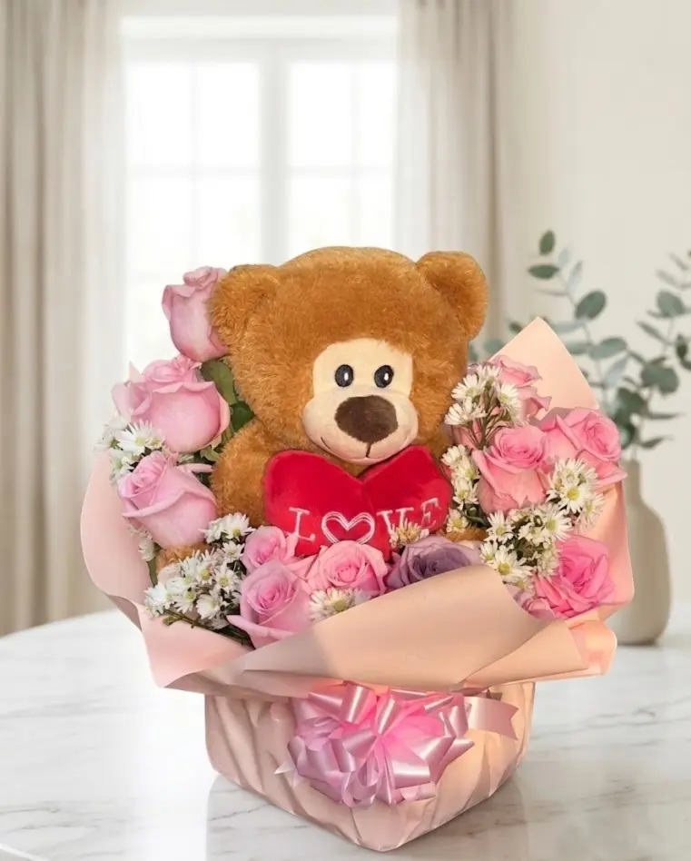 Ramo de rosas con peluche por el día de la madre en Guayaquil - Floreria DIFIORI Guayaquil